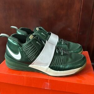 Nike Zoom Darell Revis Mens sz 12 NFL Jets Football Sneakers 555776-301